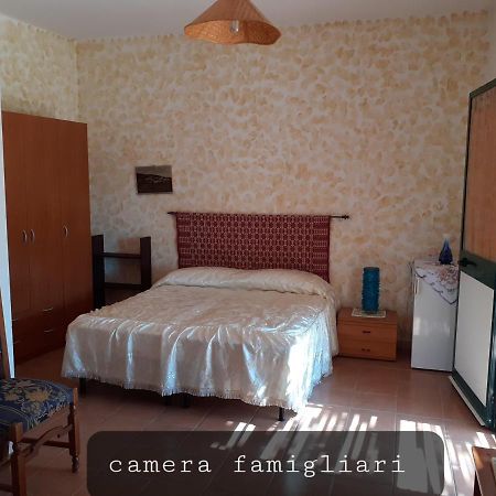 Il Canneto Villa Sassari Buitenkant foto